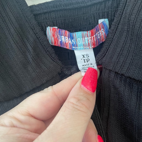 extra small urban outfitters crop - Picture 2 of 3